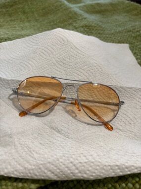 VTG Men's Aviator Sunglasses with Amber Lenses and Silver Frame